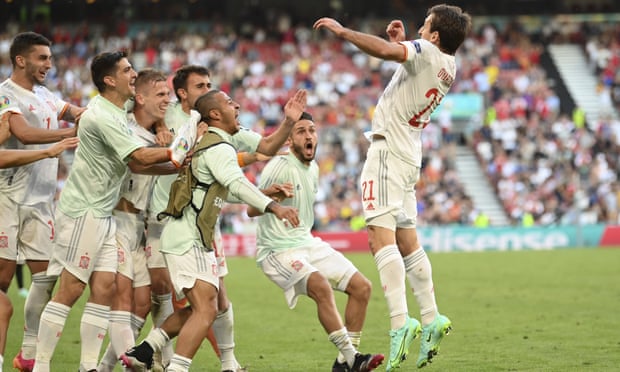 برشلونةتاريخ من المباريات الأسطورية في كرة القدم